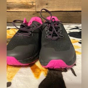 Under armor women’s shoes